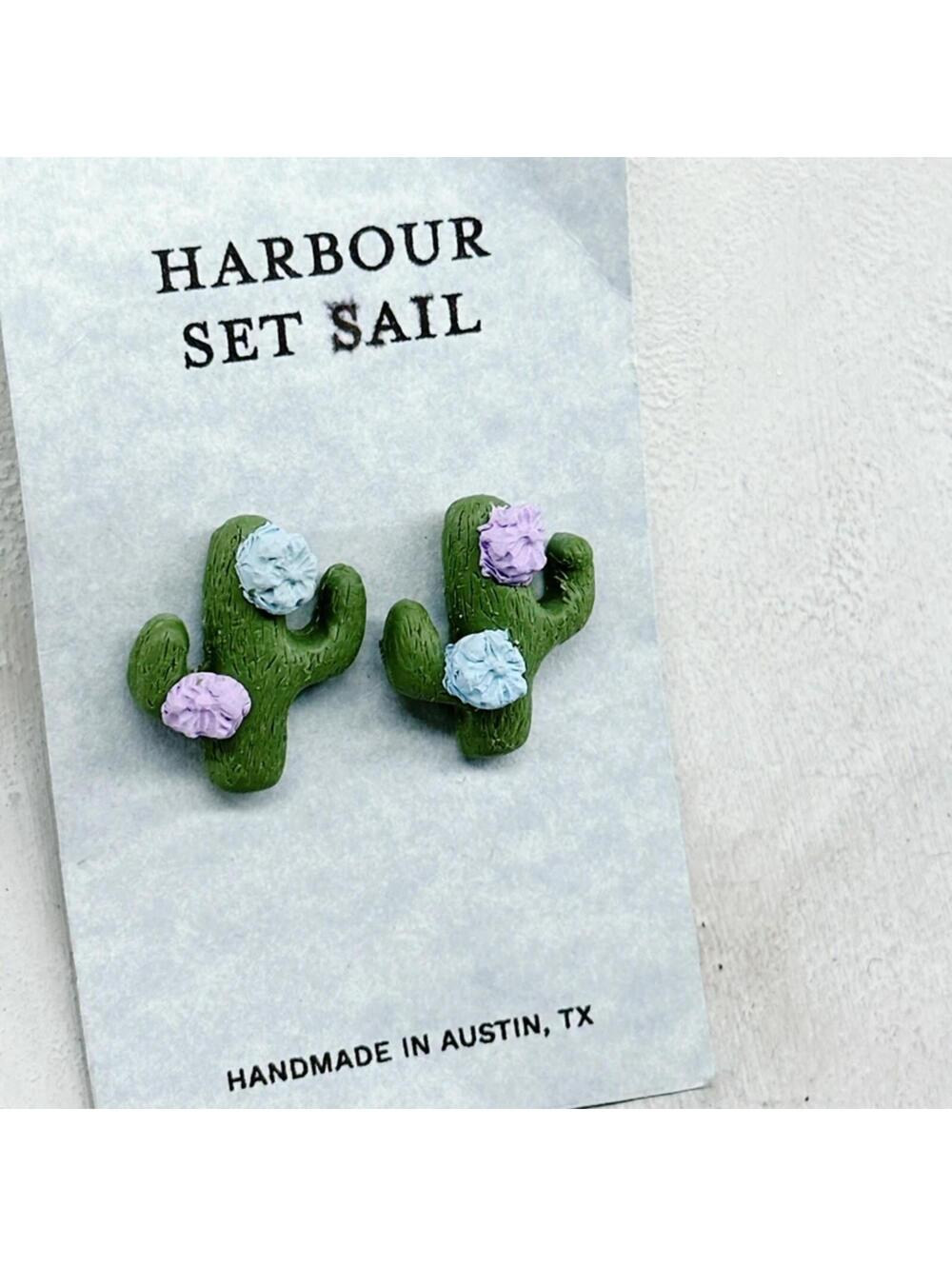 4863gc. Green Cactus Earrings Clay